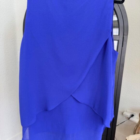 City Chic Cobalt V-Neck Sleeveless Blouse - Picture 4 of 4